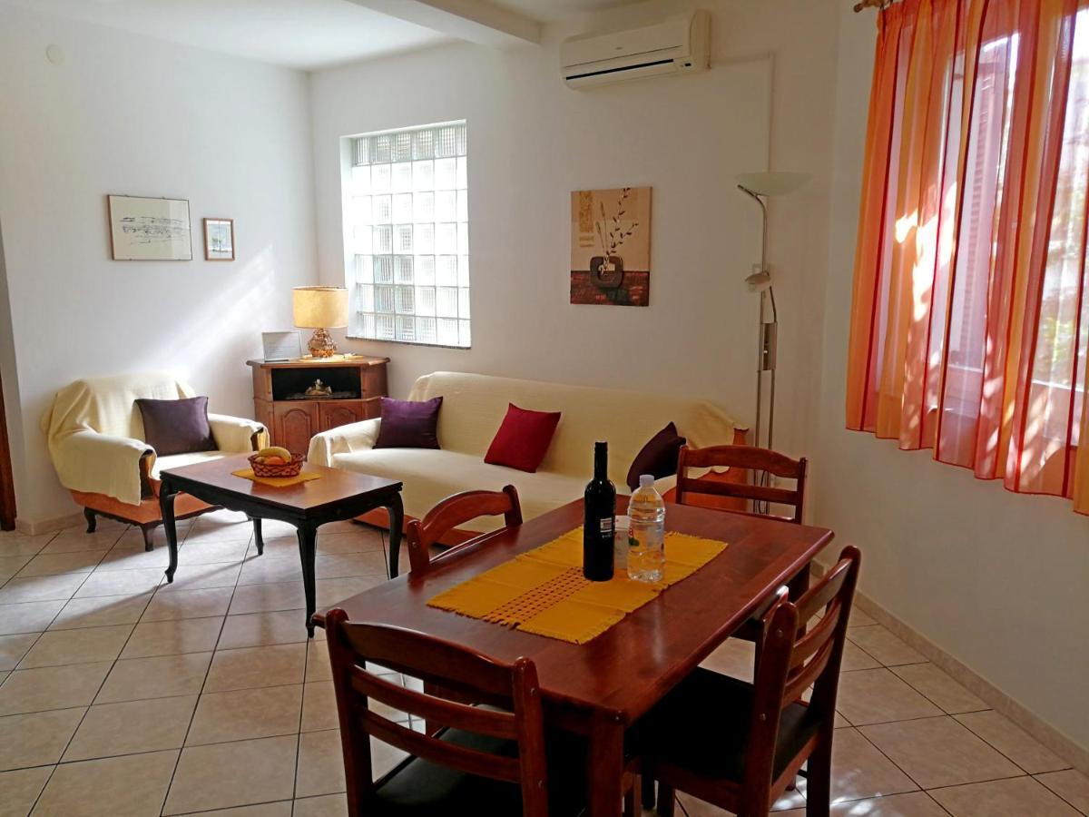Apartments Ines Medulin Exterior foto